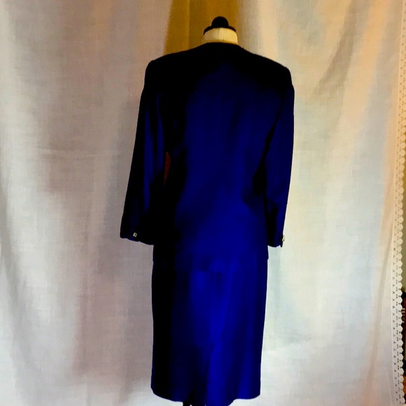 Vintage Doncaster 2 piece silk suit, deep purple, size 6 - Picture 2 of 9
